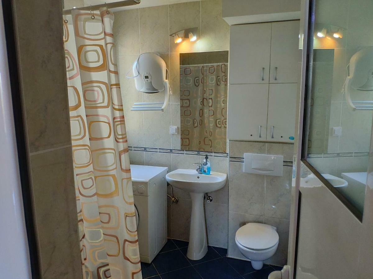 Apartman La Siesta Bar Εξωτερικό φωτογραφία